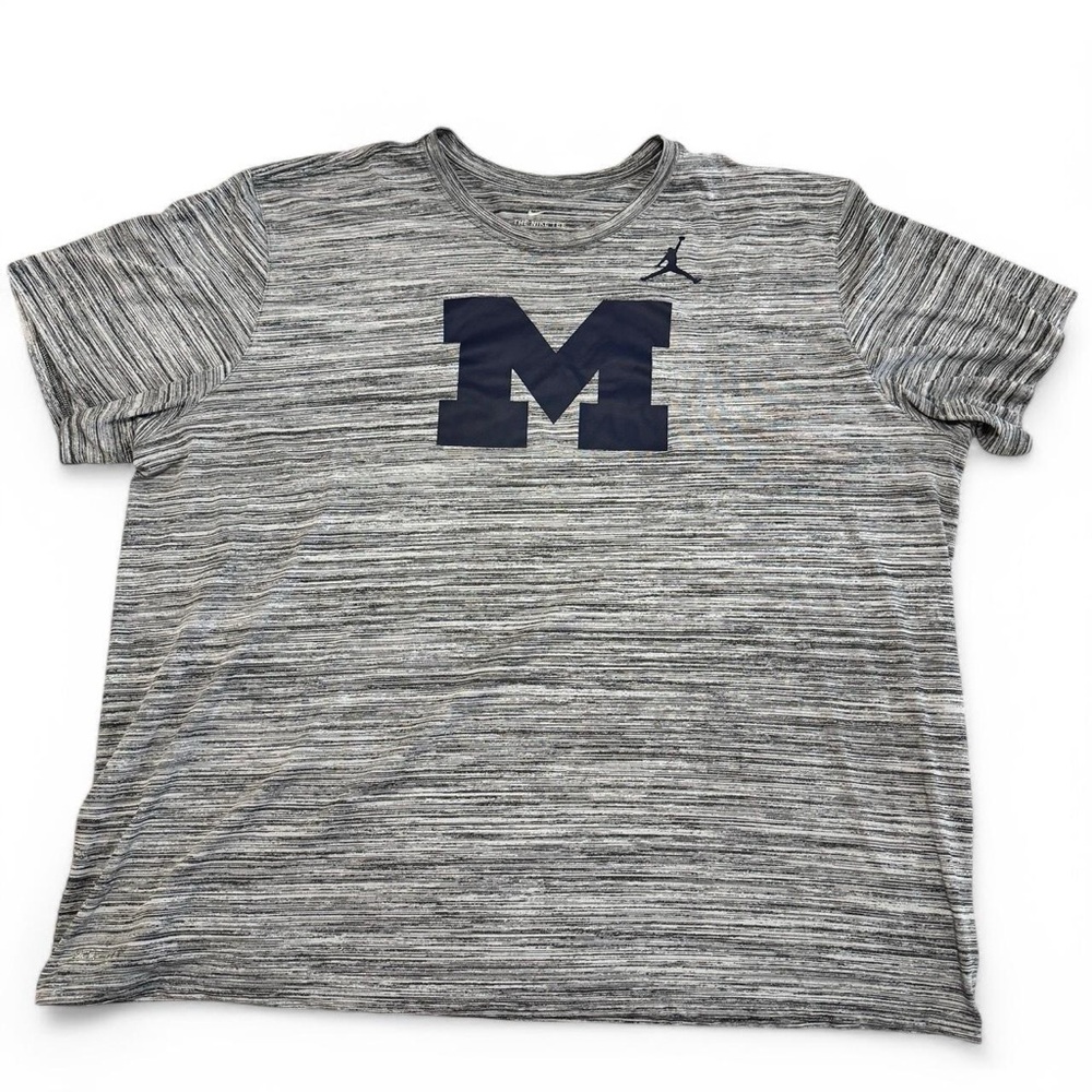 Nike Dr Fit | University of Michigan Wolverines | 3XL